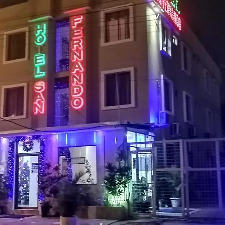 Hotel San Fernando Портовиехо Екстериор снимка